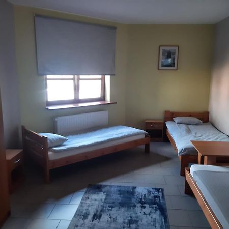 Hostel Dom Dworkowa Kobylka Zewnętrze zdjęcie